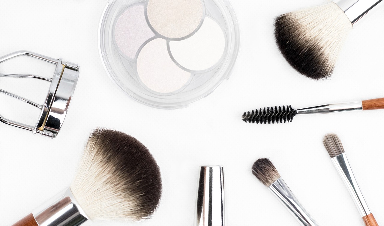 8 Tips Make Up untuk Pemula